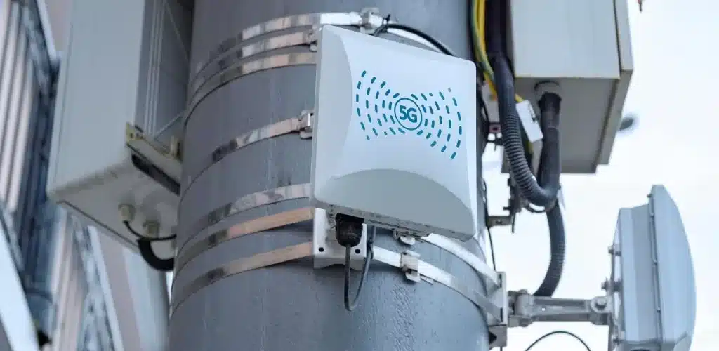 5G small cell 1024x682 1 jpg 1024x500